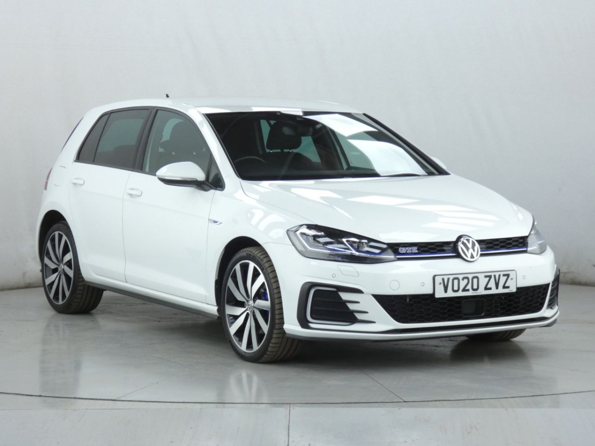 VOLKSWAGEN GOLF 1.4 GTE ADVANCE DSG 5D 202 BHP - 2020 - £14,700