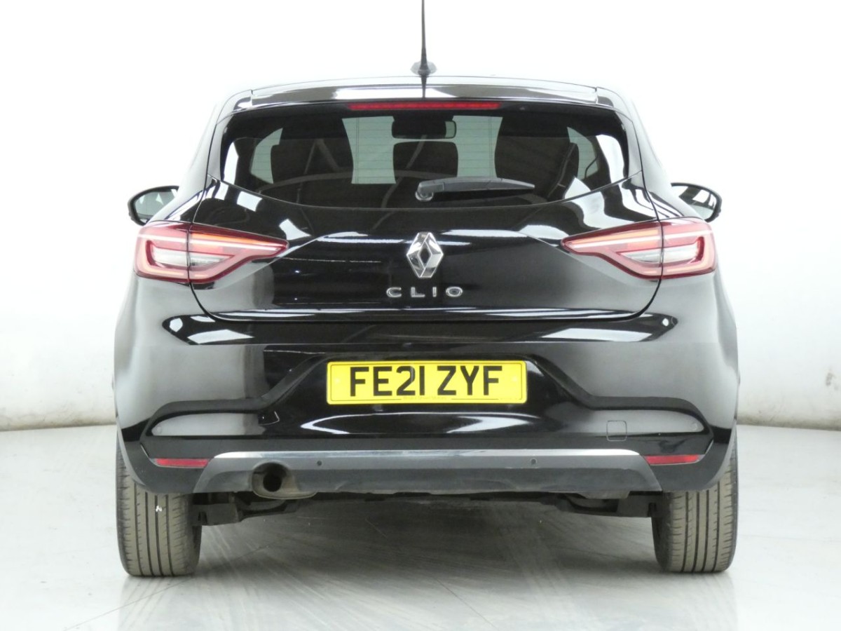 RENAULT CLIO 1.0 ICONIC TCE 5D 100 BHP - 2021 - £7,700