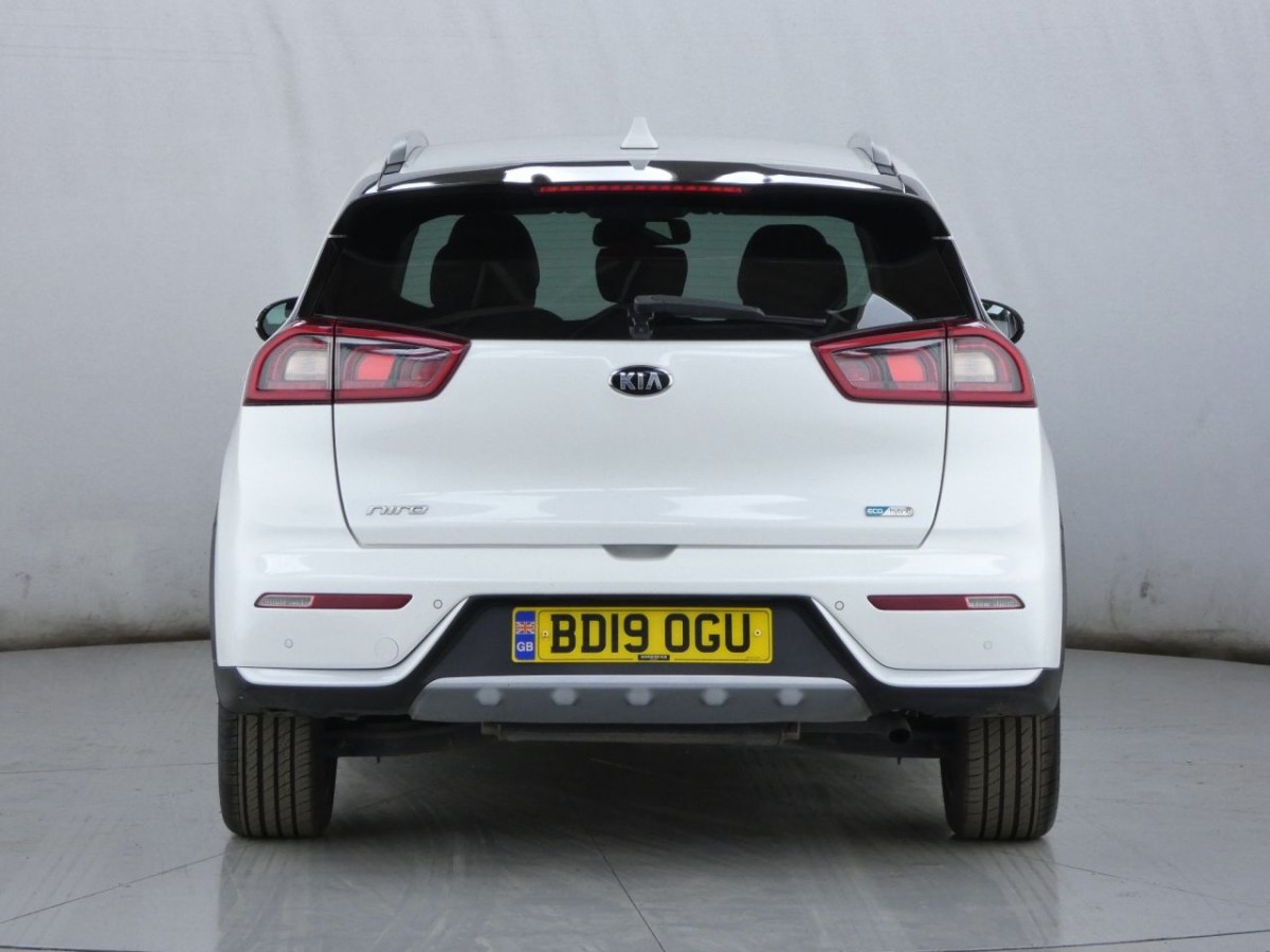 KIA NIRO 1.6 3 5D 104 BHP - 2019 - £11,300