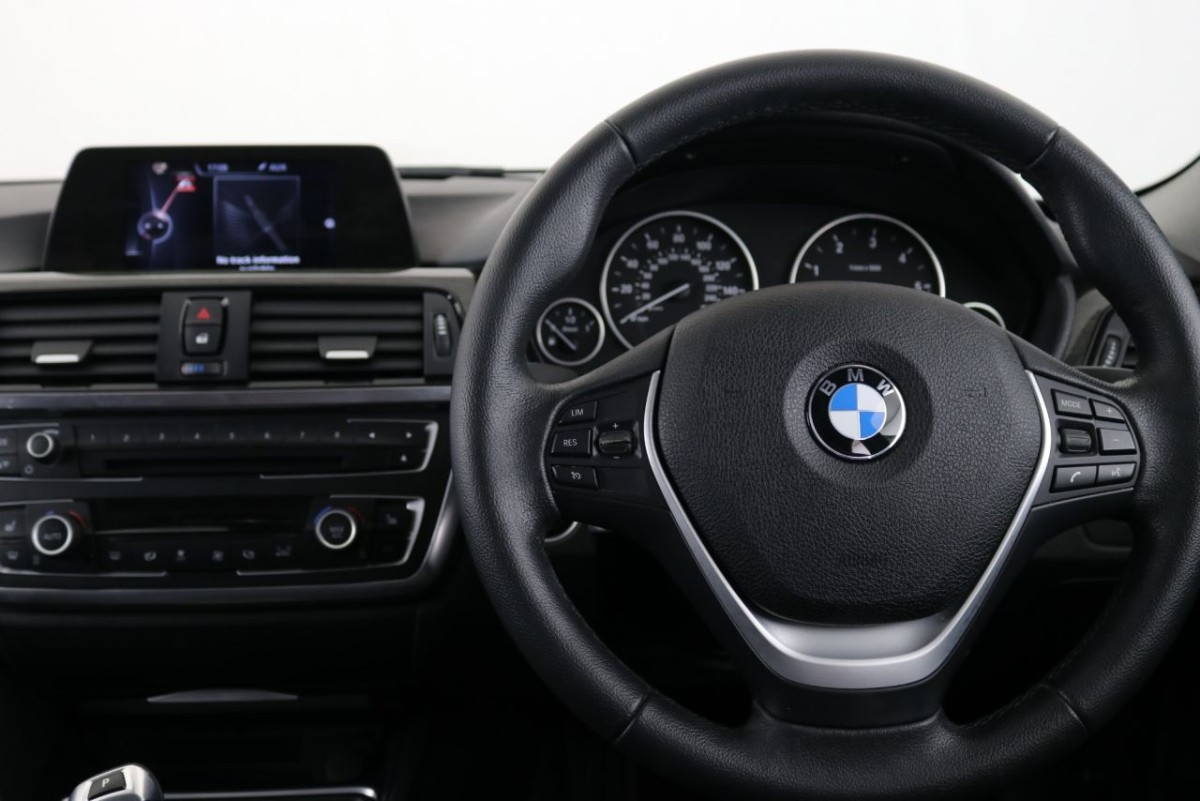 BMW 3 SERIES 2.0 320D LUXURY 4D 184 BHP - 2014 - £11,400