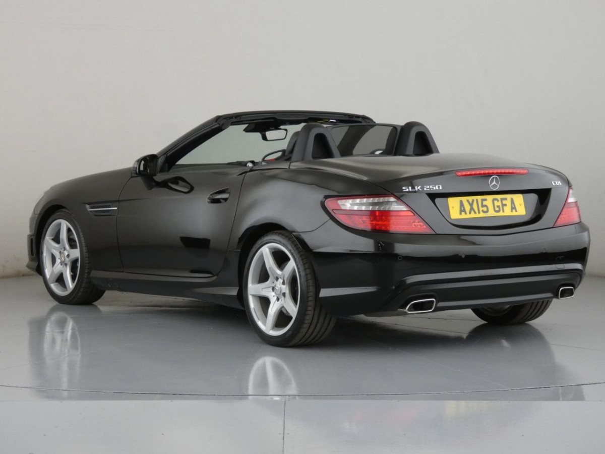 MERCEDES-BENZ SLK 2.1 SLK250 CDI BLUEEFFICIENCY AMG SPORT 2D 204 BHP - 2015 - £11,990