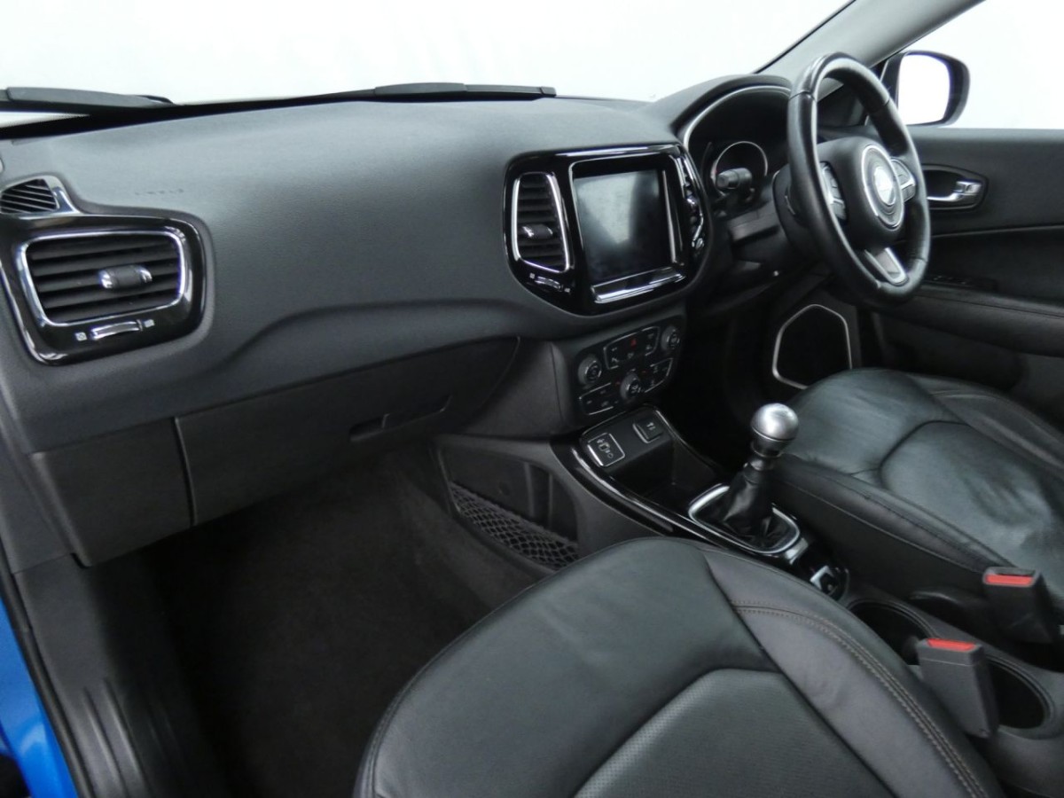 JEEP COMPASS 1.4 MULTIAIR II LIMITED 5D 138 BHP - 2020 - £13,990