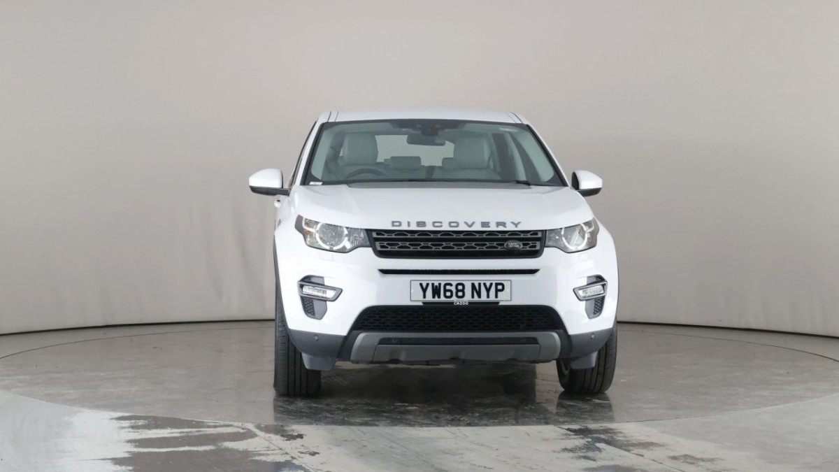 LAND ROVER DISCOVERY SPORT 2.0 TD4 SE TECH 5D 178 BHP - 2019 - £15,000