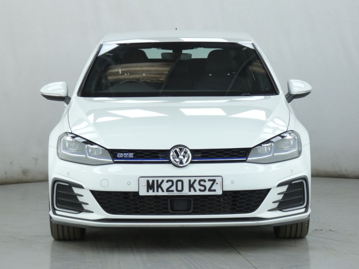 VOLKSWAGEN GOLF 1.4 GTE DSG 5D 202 BHP - 2020 - £12,990