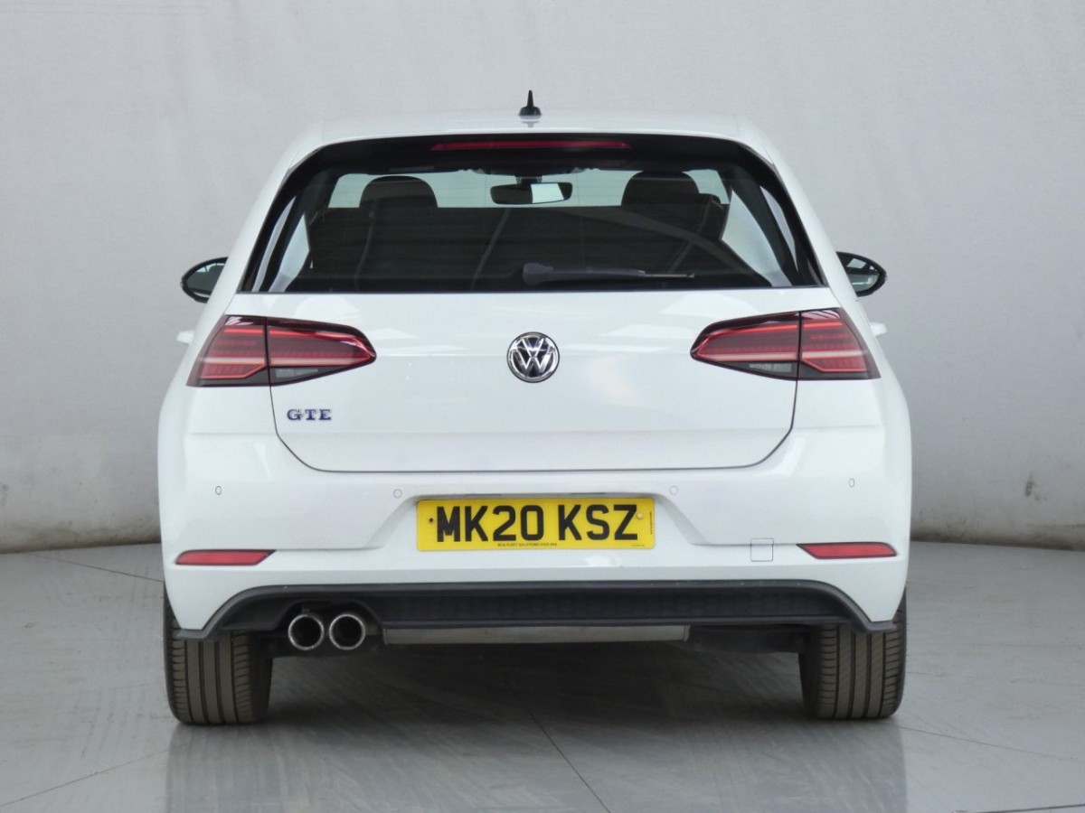 VOLKSWAGEN GOLF 1.4 GTE DSG 5D 202 BHP - 2020 - £12,990