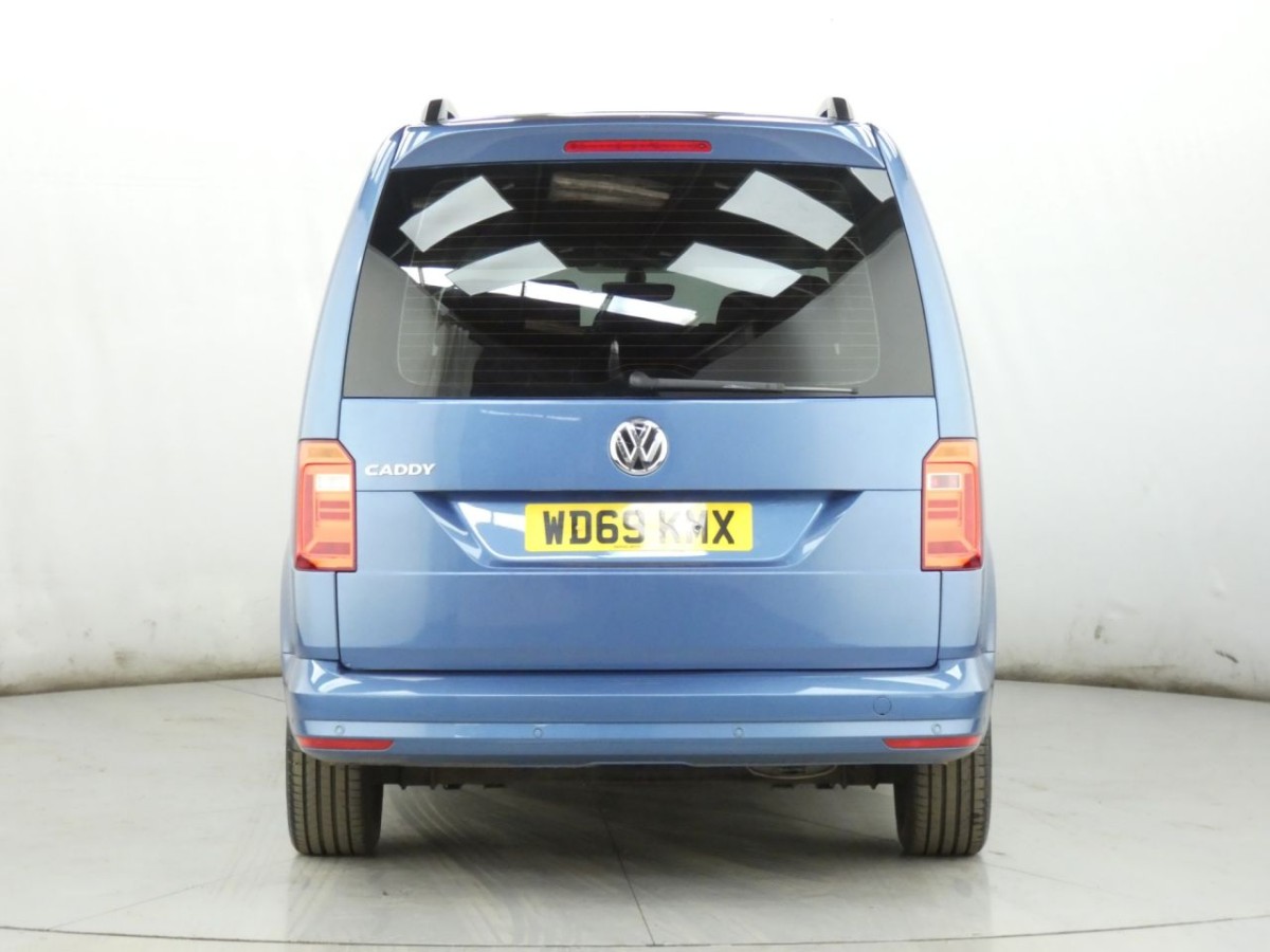 VOLKSWAGEN CADDY MAXI 2.0 C20 LIFE TDI 5D 101 BHP - 2020 - £18,700