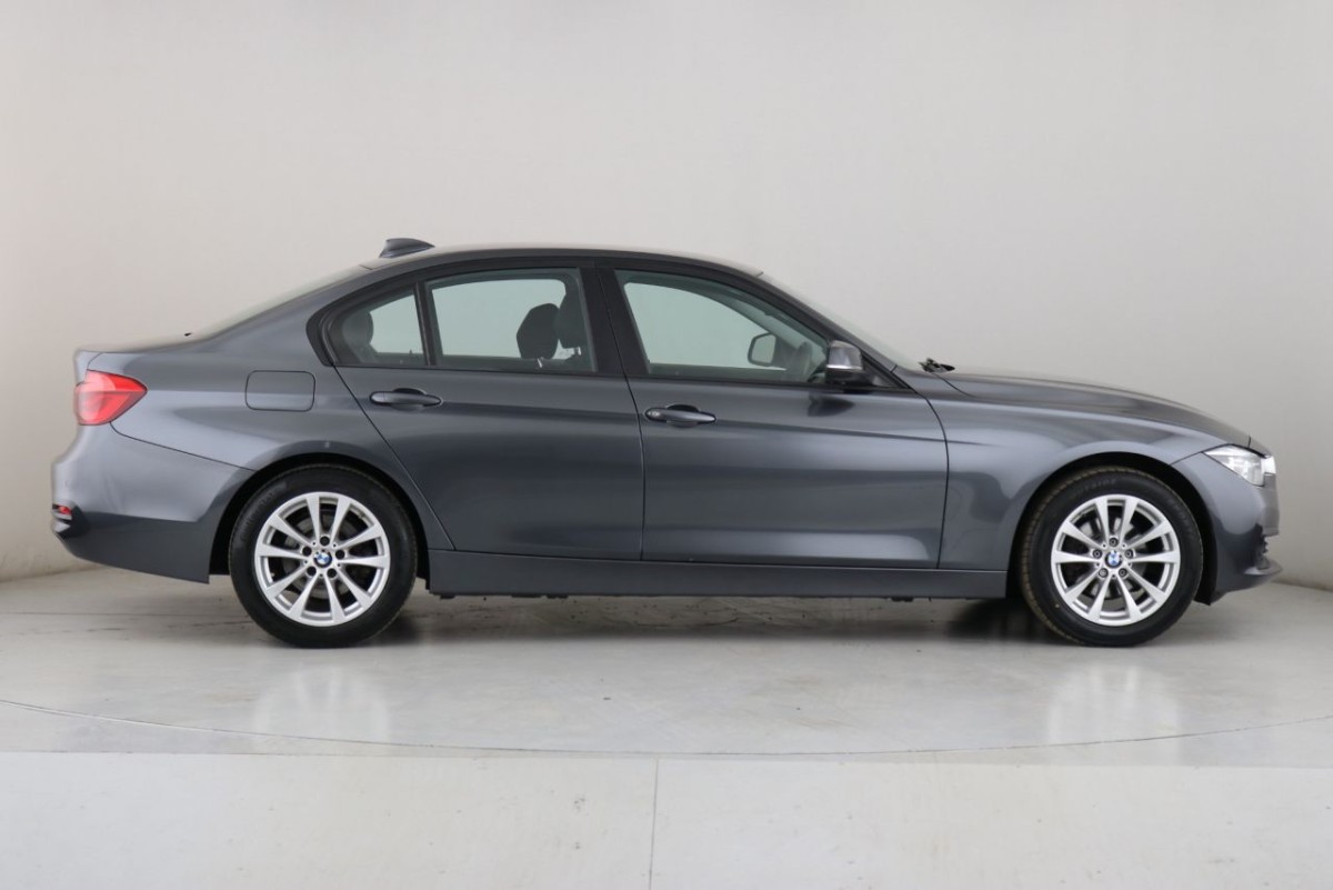 BMW 3 SERIES 1.5 318I SE 4D 135 BHP - 2017 - £14,990