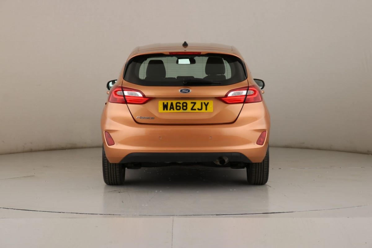 FORD FIESTA 1.0 B AND O PLAY ZETEC 5D 99 BHP - 2018 - £10,990