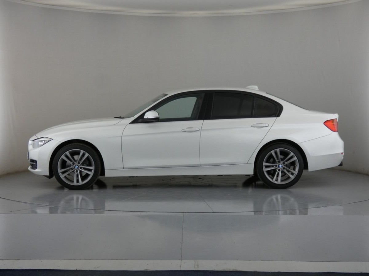 BMW 3 SERIES 2.0 320D SPORT 4D 184 BHP - 2015 - £12,990