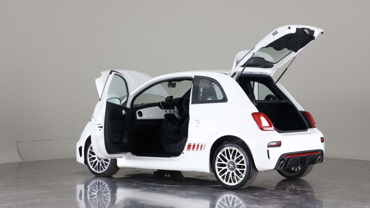 ABARTH 500 1.4 595 3D 144 BHP - 2019 - £10,400