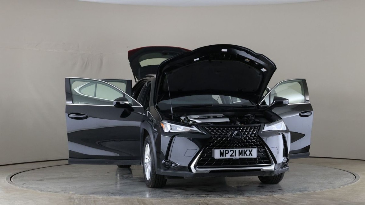 LEXUS UX 2.0 250H 5D 108 BHP - 2021 - £18,700