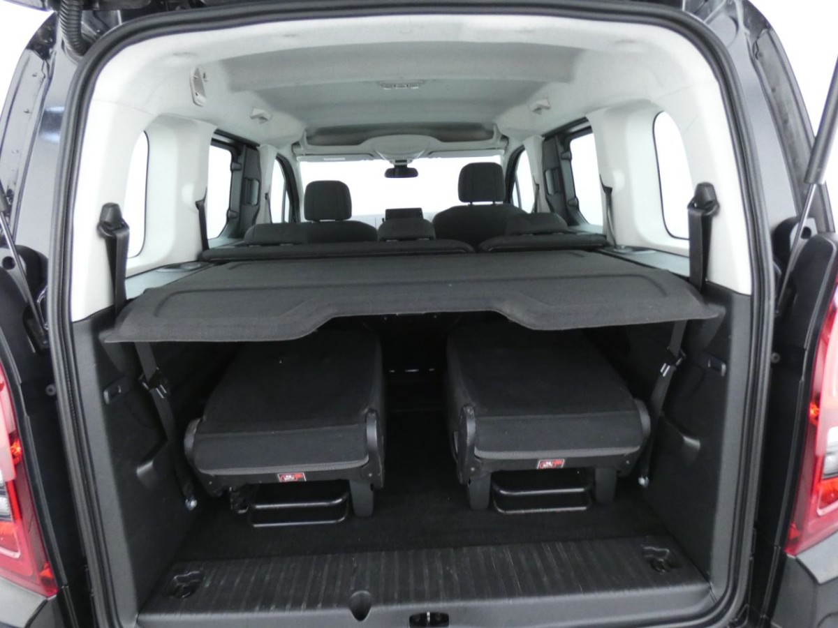 VAUXHALL COMBO LIFE 1.2 ENERGY S/S 5D 109 BHP - 2019 - £11,990