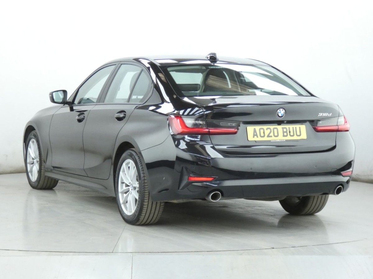 BMW 3 SERIES 2.0 318D SE 4D 148 BHP - 2020 - £10,990