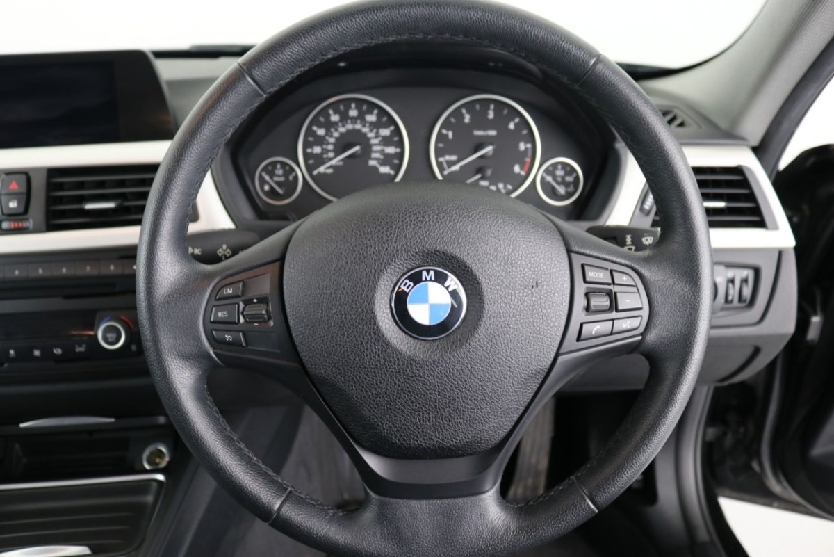 BMW 3 SERIES 2.0 320D EFFICIENTDYNAMICS 4D 161 BHP - 2014 - £11,300