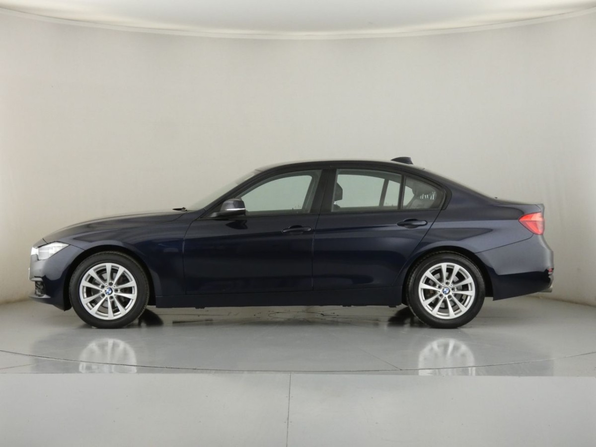 BMW 3 SERIES 2.0 318D SE 4D 148 BHP - 2016 - £15,400