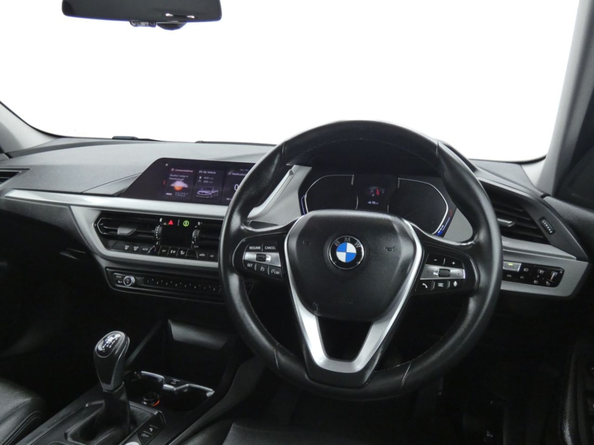 BMW 1 SERIES 1.5 118I SE 5D 139 BHP - 2020 - £14,700