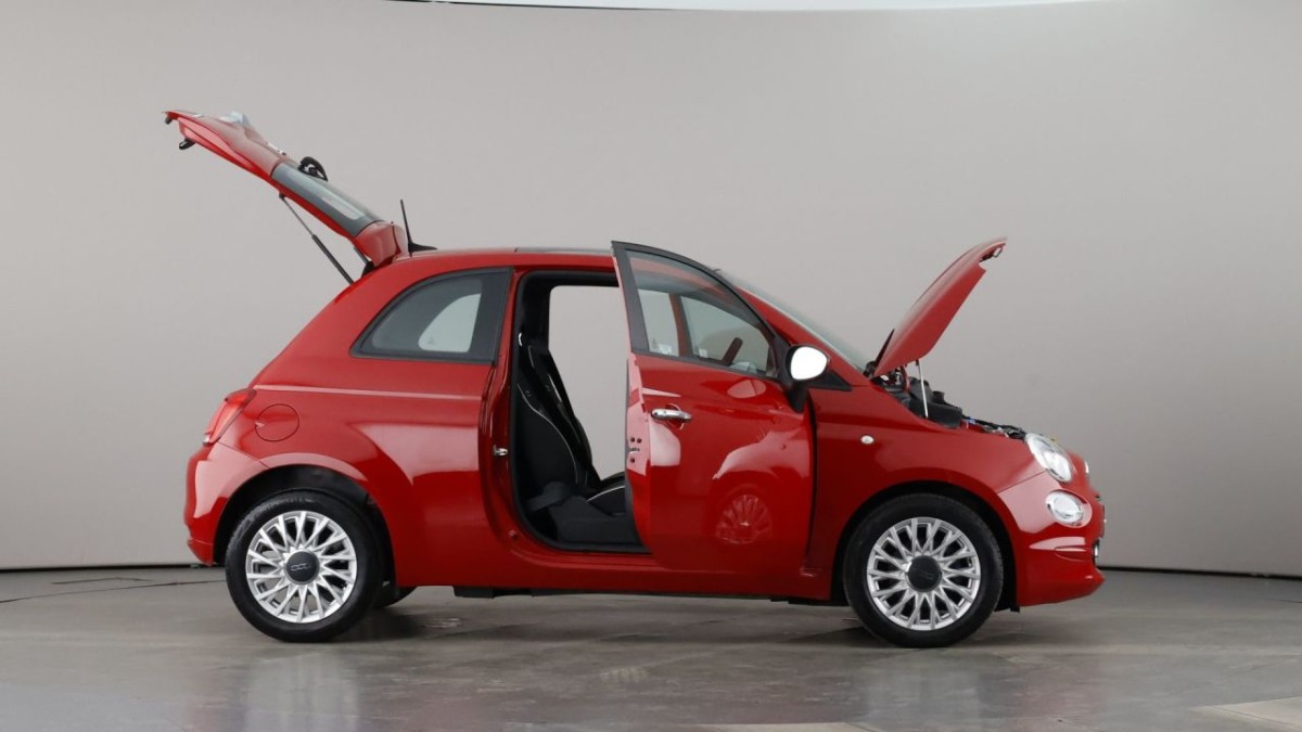 FIAT 500 1.0 LOUNGE MHEV 3D 69 BHP - 2021 - £10,400