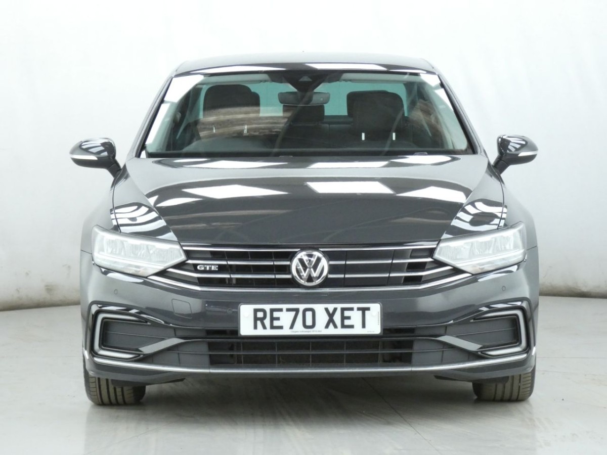 VOLKSWAGEN PASSAT 1.4 GTE DSG 4D 215 BHP - 2020 - £14,990