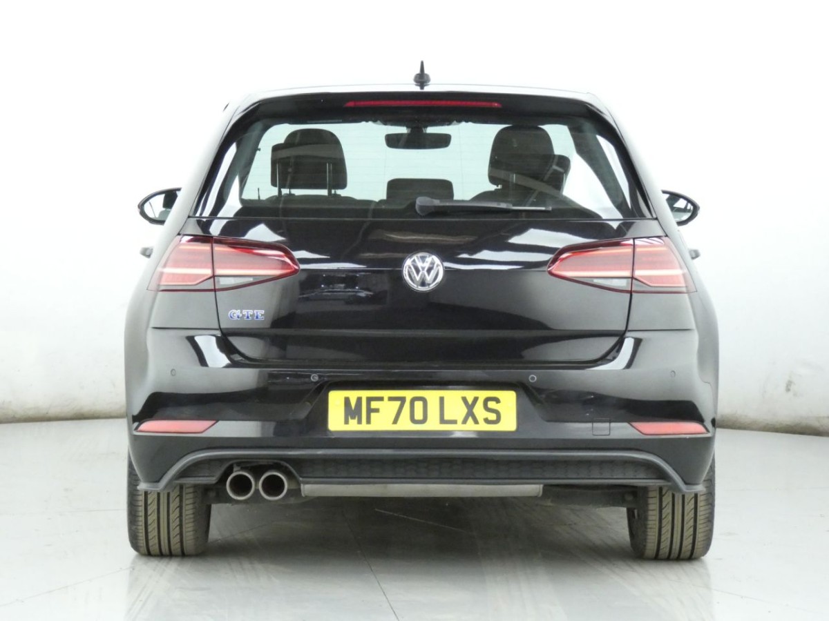 VOLKSWAGEN GOLF 1.4 GTE DSG 5D 202 BHP - 2020 - £14,990