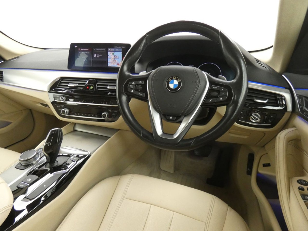 BMW 5 SERIES 2.0 520D XDRIVE SE 4D 188 BHP - 2018 - £17,700