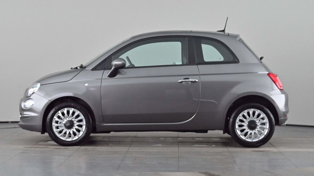 FIAT 500 1.0 LOUNGE MHEV 3D 69 BHP - 2021 - £9,990