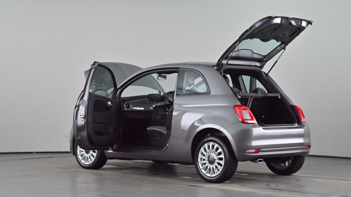 FIAT 500 1.0 LOUNGE MHEV 3D 69 BHP - 2021 - £9,990