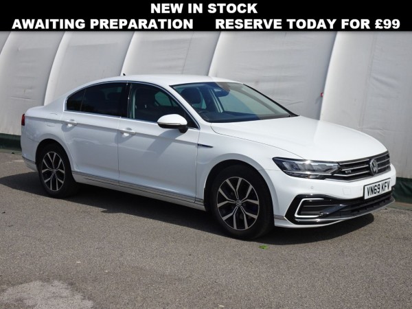 Carworld - VOLKSWAGEN PASSAT 1.4 GTE 4D 156 BHP