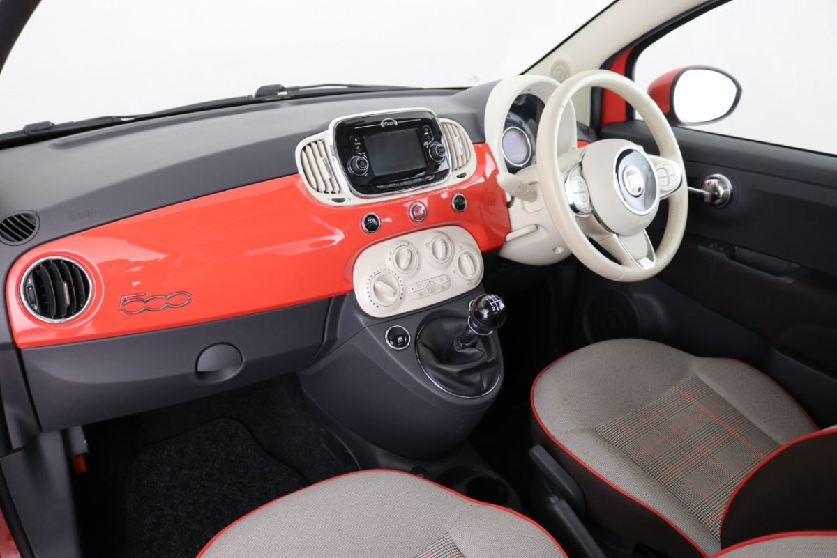FIAT 500 1.2 LOUNGE 3D 69 BHP - 2016 - £7,700