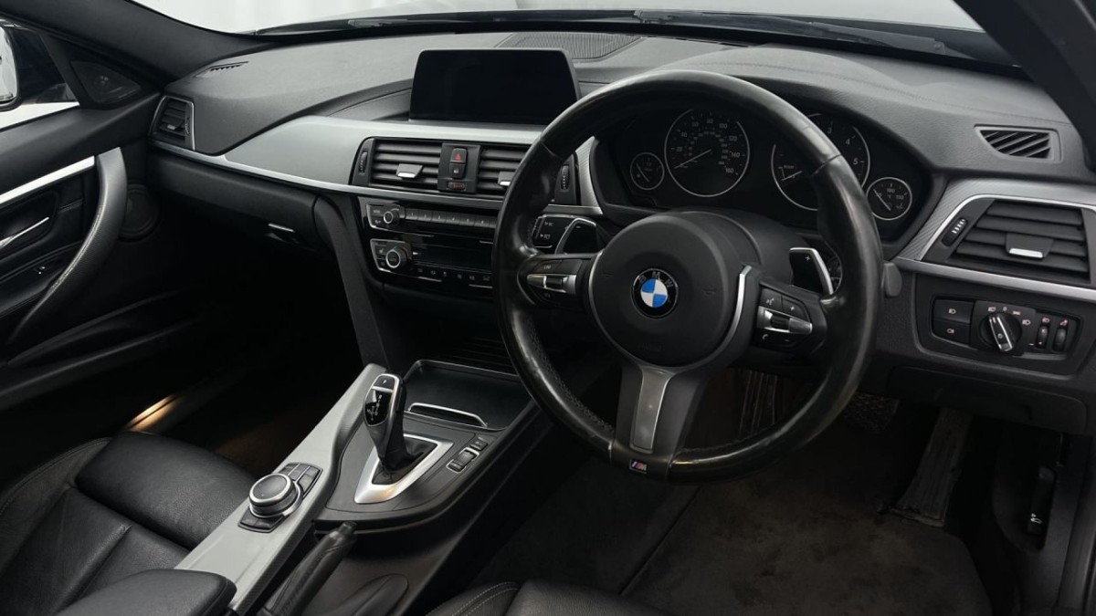 BMW 3 SERIES 2.0 320D XDRIVE M SPORT SHADOW EDITION 4D 188 BHP - 2018 - £15,990