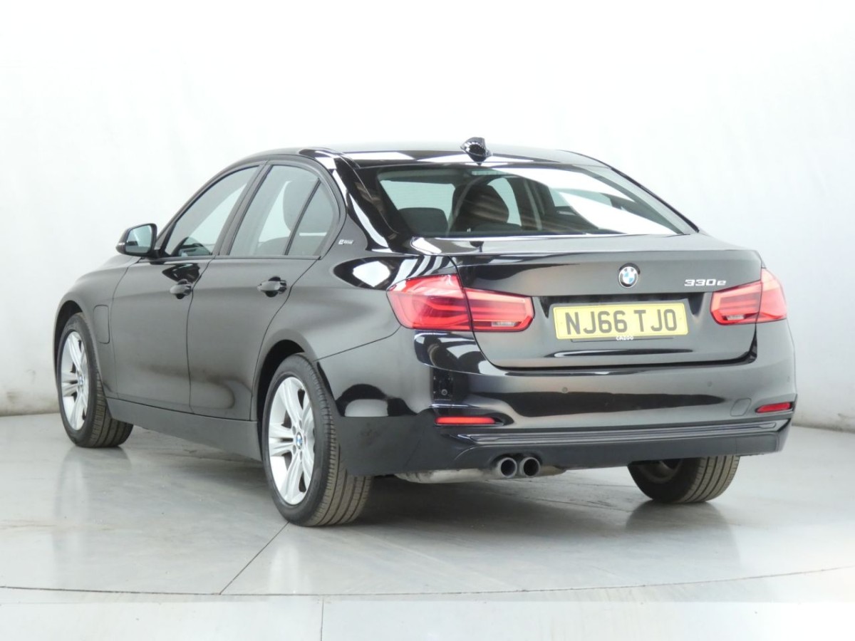 BMW 3 SERIES 2.0 330E SPORT 4D 181 BHP - 2016 - £11,990