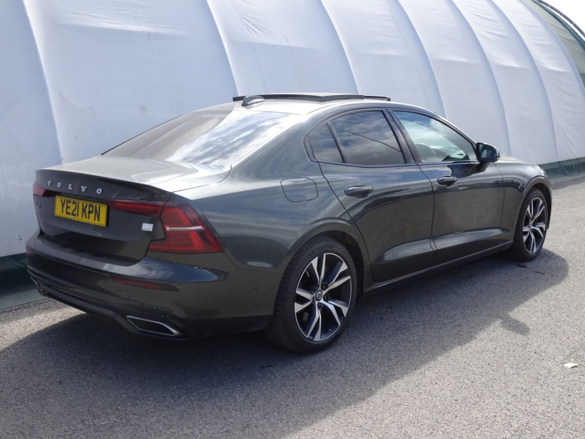 VOLVO S60 2.0 RECHARGE T8 R-DESIGN AWD 4D 385 BHP - 2021 - £16,990