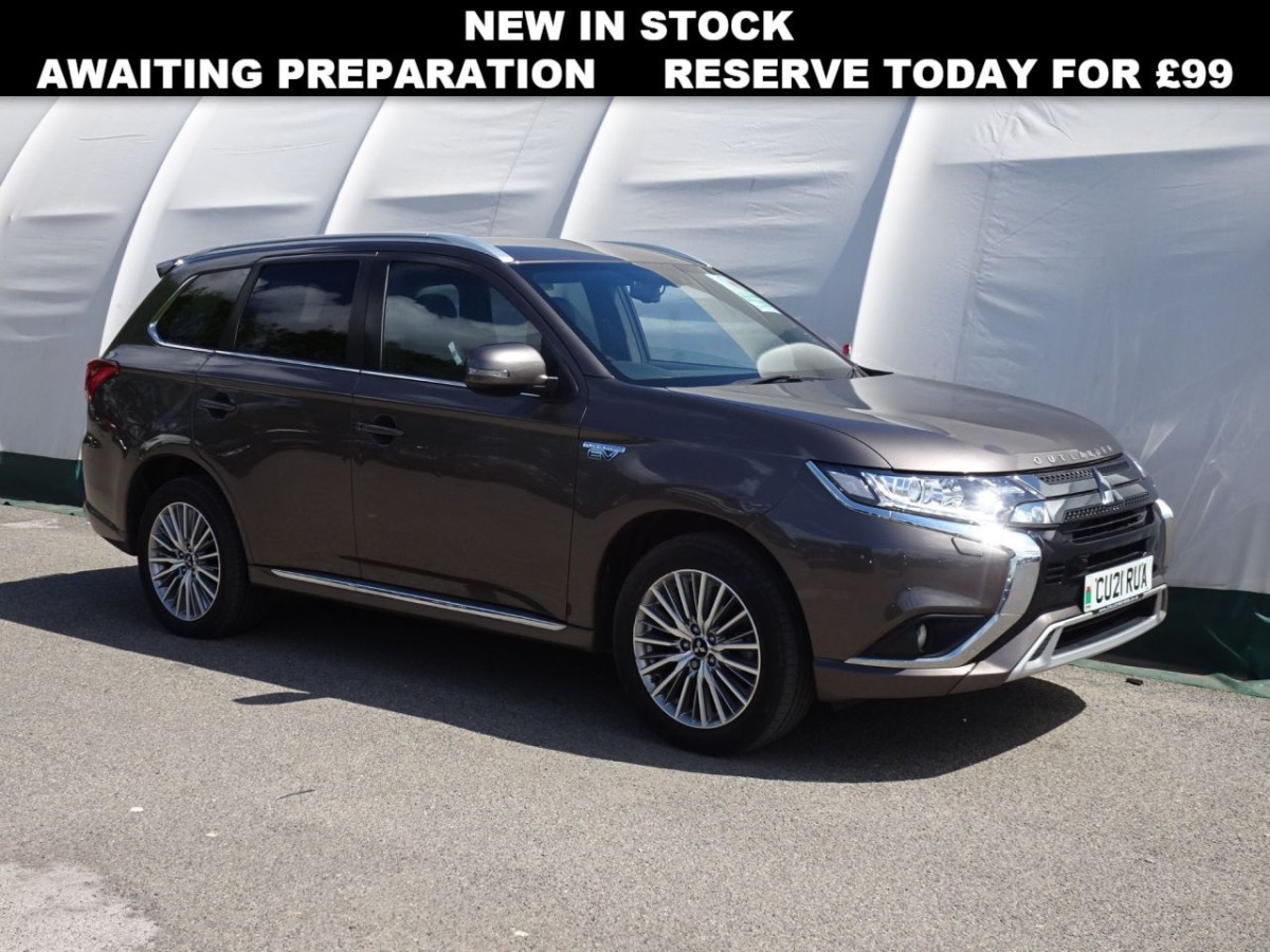 MITSUBISHI OUTLANDER 2.4 PHEV DYNAMIC 5D 222 BHP - 2021 - £15,400