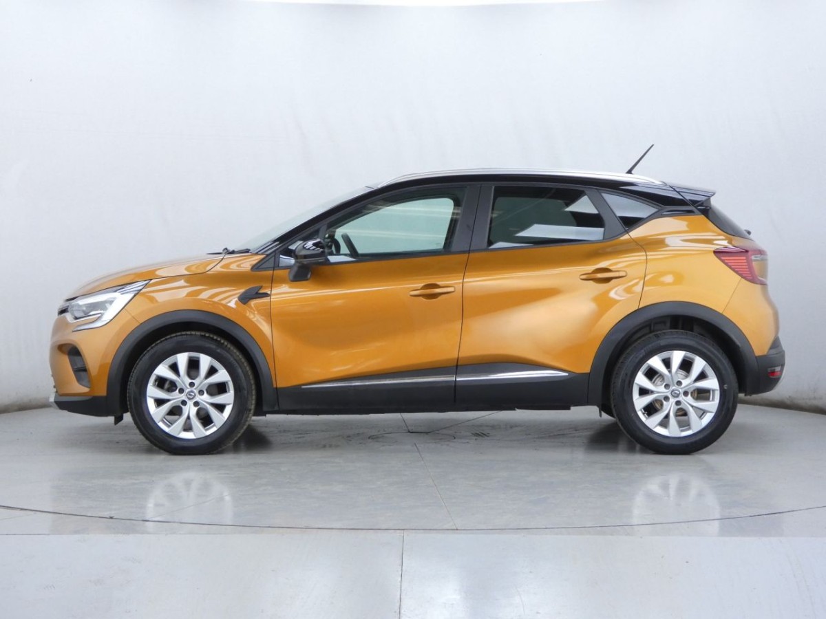 RENAULT CAPTUR 1.0 ICONIC TCE 5D 90 BHP - 2021 - £12,400