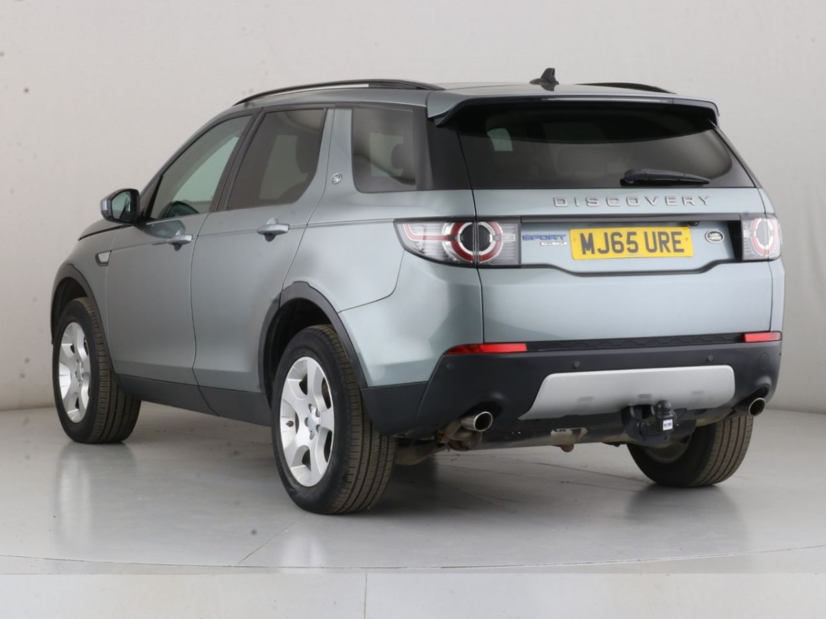 LAND ROVER DISCOVERY SPORT 2.0 TD4 HSE 5D 150 BHP ESTATE - 2015 - £16,700
