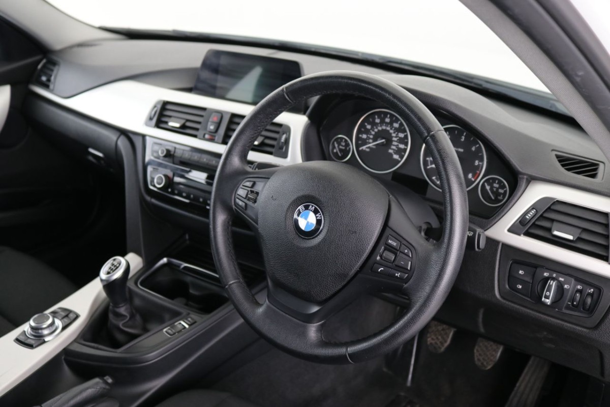 BMW 3 SERIES 2.0 316D SE 4D 114 BHP - 2017 - £13,200