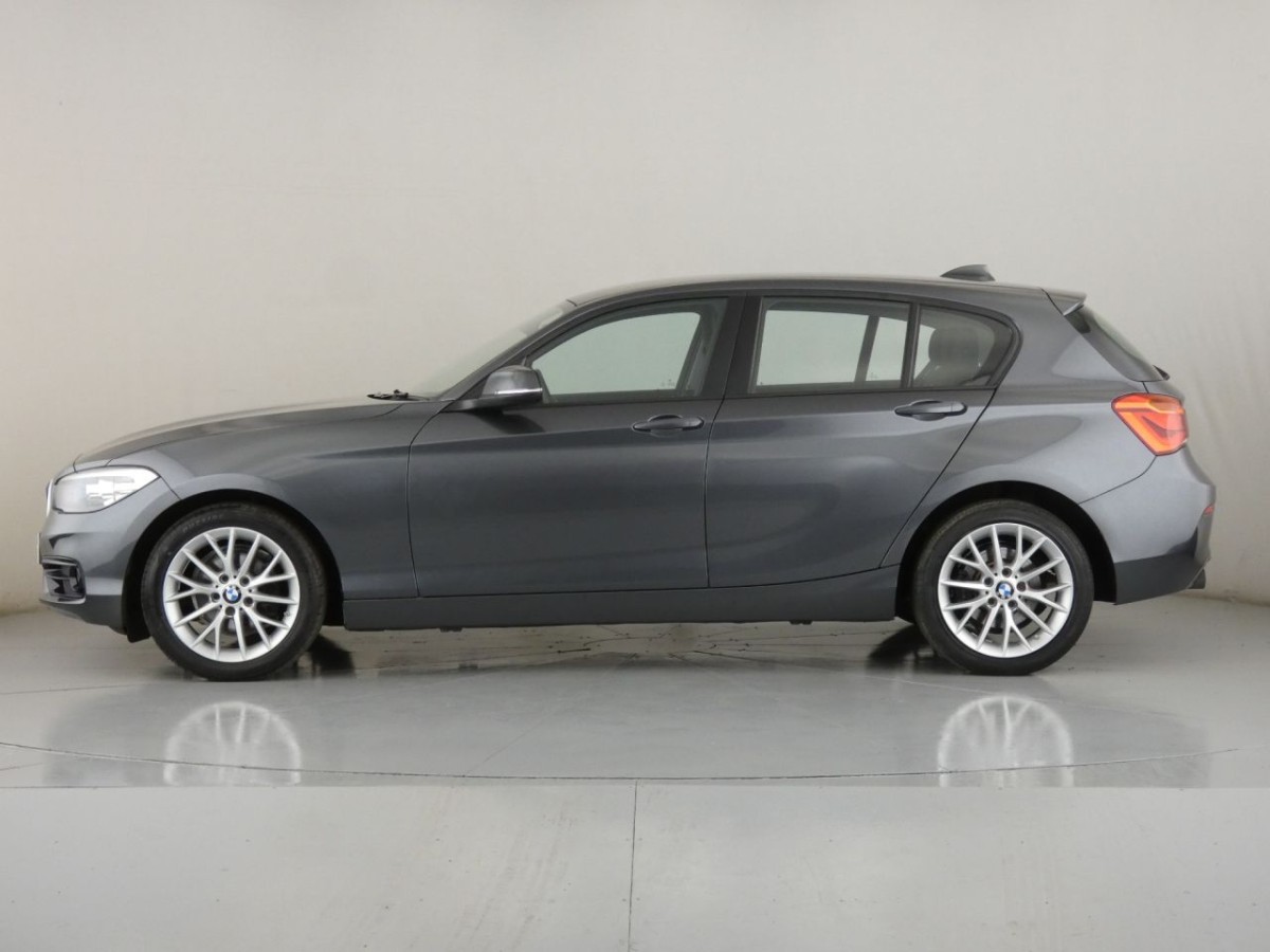 BMW 1 SERIES 1.5 118I SPORT 5D 134 BHP - 2019 - £15,300