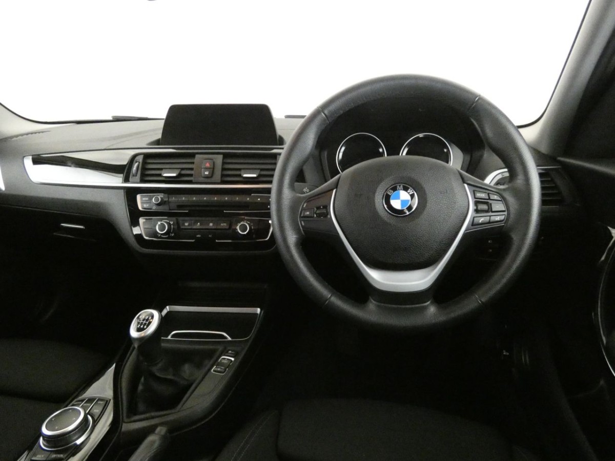 BMW 1 SERIES 1.5 118I SPORT 5D 134 BHP - 2019 - £15,300