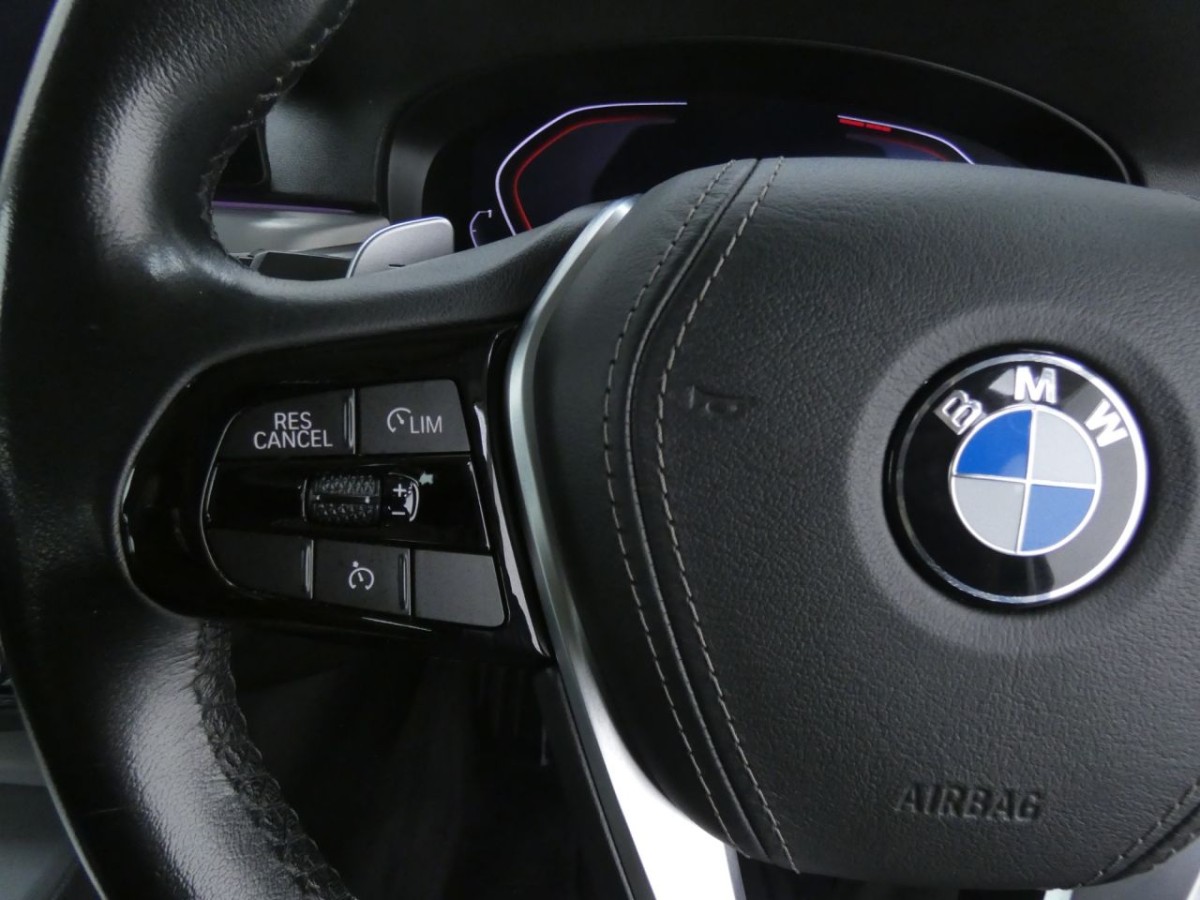 BMW 5 SERIES 2.0 520D SE 4D 188 BHP - 2019 - £16,790