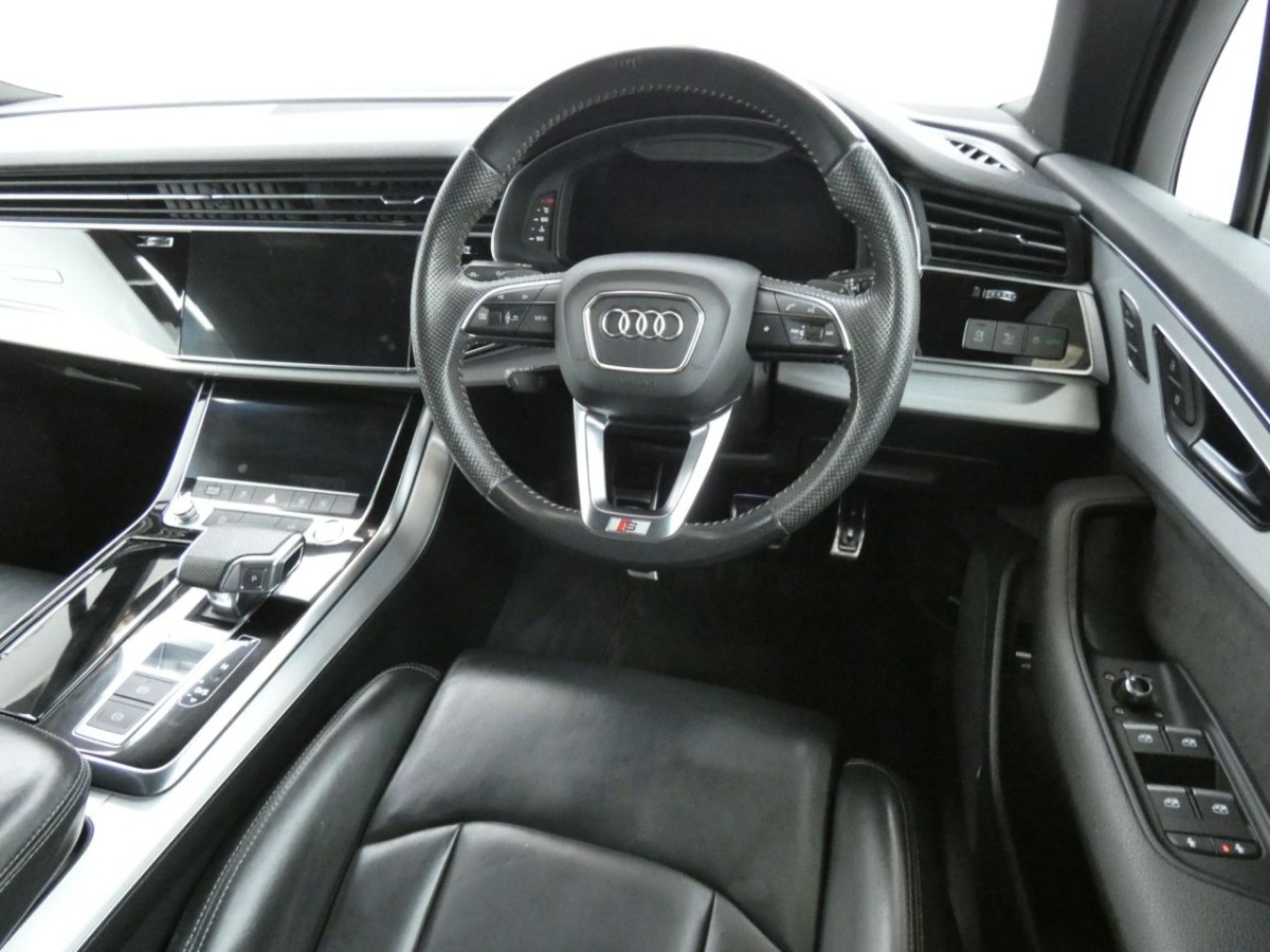 AUDI Q7 3.0 TDI QUATTRO S LINE MHEV 5D 282 BHP - 2020 - £33,700