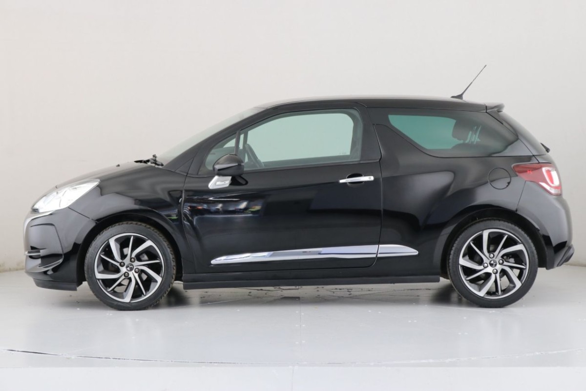 DS DS 3 1.6 BLUEHDI CONNECTED CHIC S/S 3D 98 BHP - 2018 - £8,990