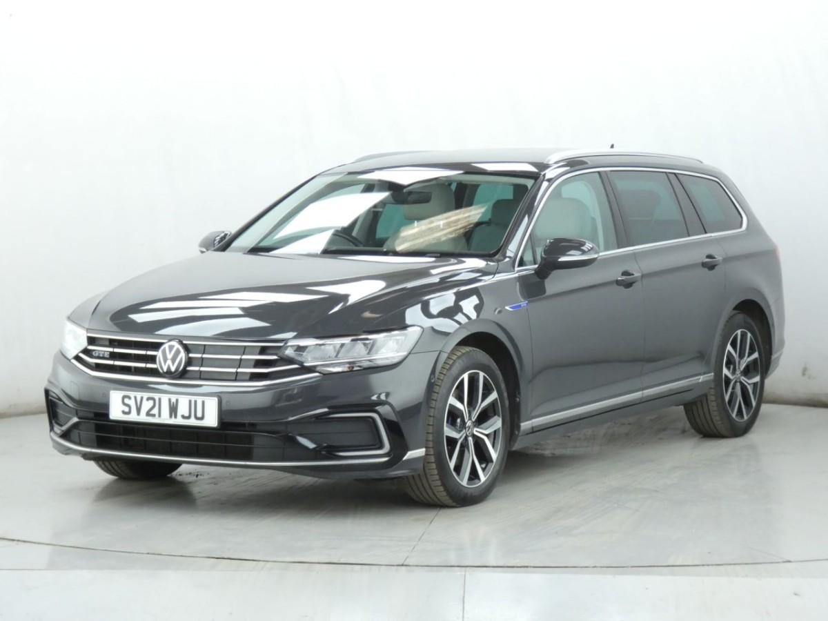 VOLKSWAGEN PASSAT 1.4 GTE DSG PHEV 5D 215 BHP - 2021 - £13,700