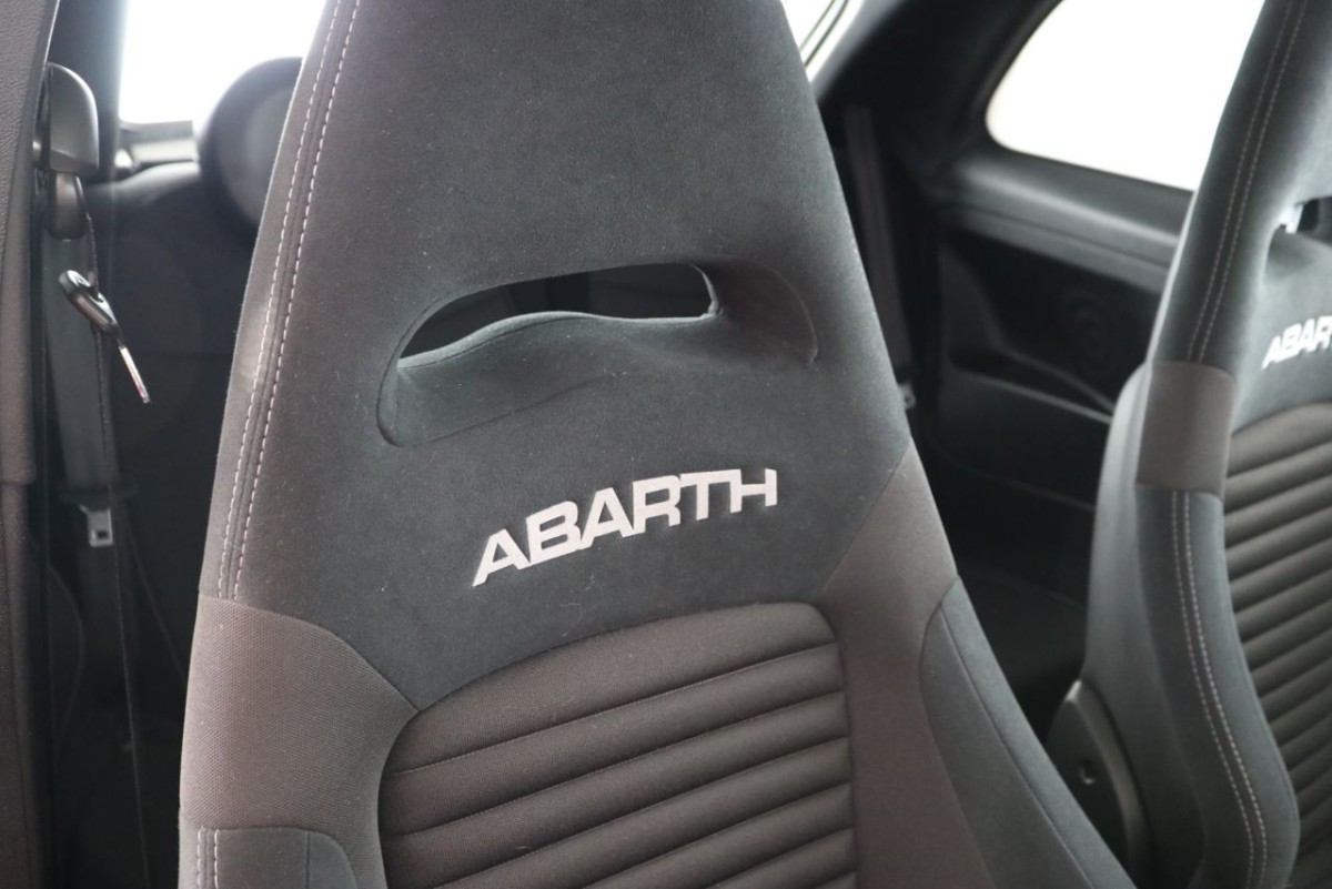 ABARTH 500 1.4 ABARTH 3D 135 BHP HATCHBACK - 2014 - £5,700