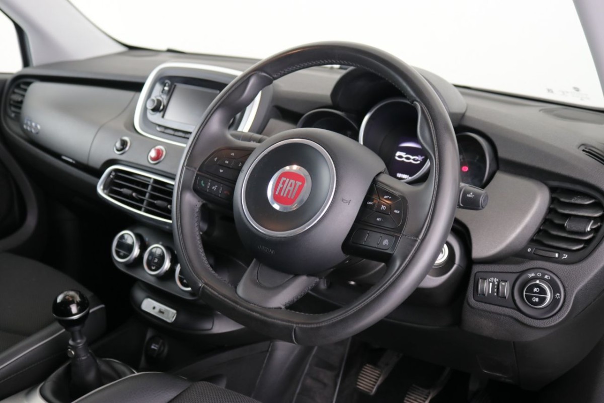FIAT 500X 1.6 MULTIJET CROSS 5D 120 BHP HATCHBACK - 2015 - £5,990