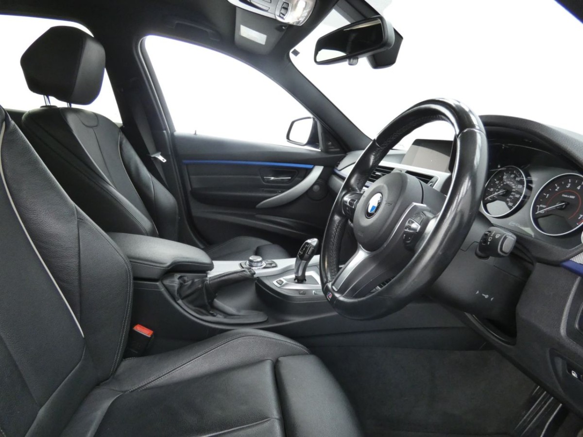 BMW 3 SERIES 2.0 330E M SPORT 4D 181 BHP - 2016 - £17,200