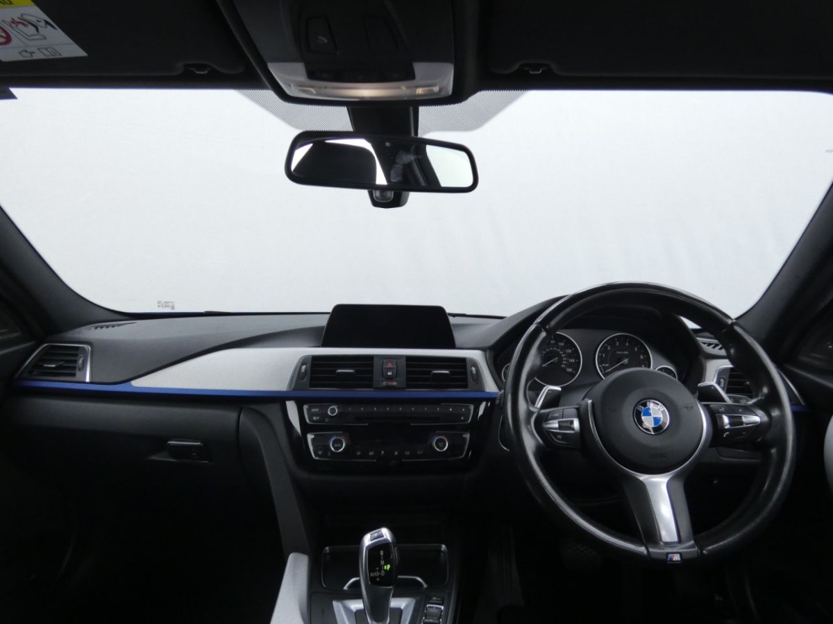 BMW 3 SERIES 2.0 330E M SPORT 4D 181 BHP - 2016 - £17,200