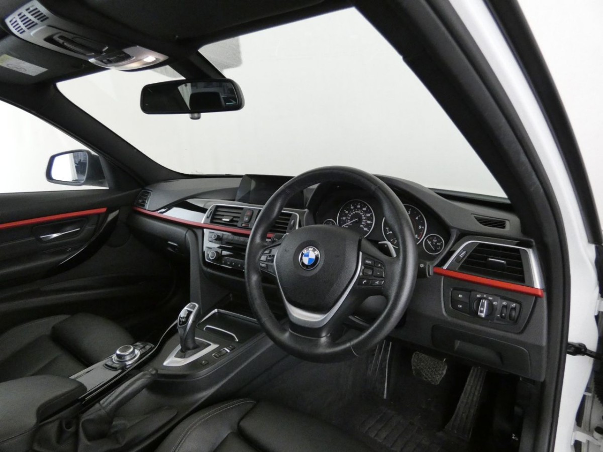 BMW 3 SERIES 2.0 320D XDRIVE SPORT 4D 188 BHP - 2016 - £15,700