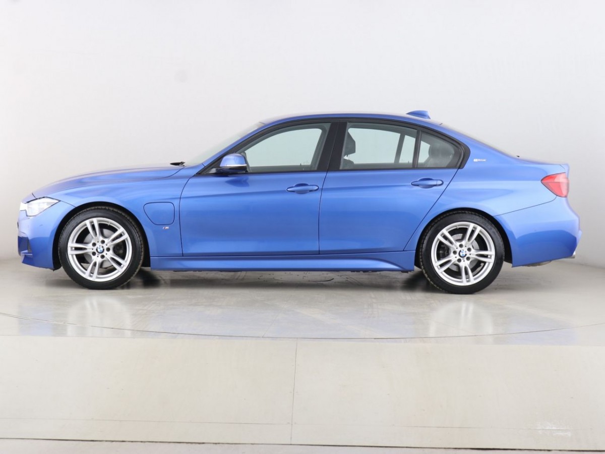 BMW 3 SERIES 2.0 330E M SPORT 4D 181 BHP - 2018 - £21,490