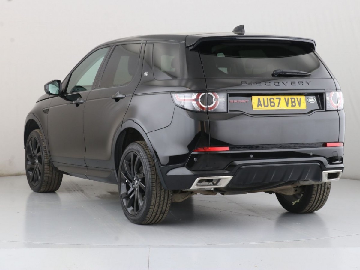 LAND ROVER DISCOVERY SPORT 2.0 TD4 HSE DYNAMIC LUX 5D AUTO 180 BHP ESTATE - 2017 - £31,400
