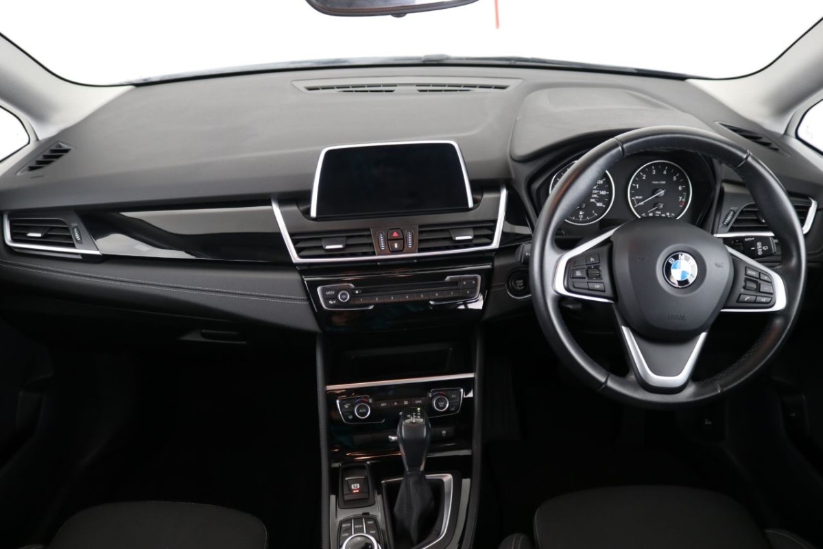 BMW 2 SERIES 1.5 218I SPORT ACTIVE TOURER 5D 134 BHP - 2018 - £15,990
