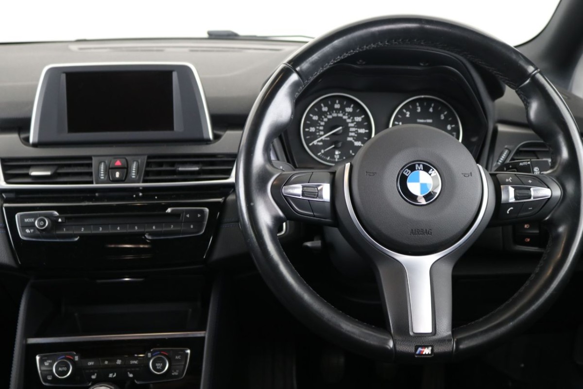 BMW 2 SERIES 2.0 220I M SPORT ACTIVE TOURER 5D 189 BHP - 2015 - £12,700